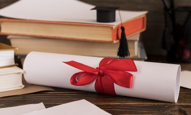 Интересът на българските кандидат-студенти към образование в чужбина остава стабилен
