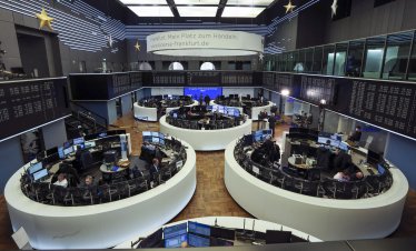 Технологичните разпродажби повлякоха надолу европейските акции