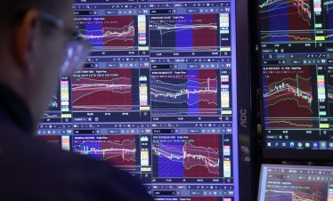 Индексите на Wall Street се повишават, подкрепени от производителите на чипове*