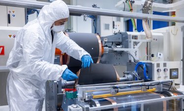 Бизнесът с батерии на Volkswagen разглежда опцията за външно финансиране