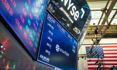 Данните за трудовия пазар притискат фондовата търговия в САЩ*