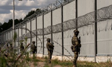 Туск: Полша трябва да е предпазлива с финансовата помощ за Украйна