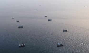 САЩ и Иран приеха да спрат взаимните си атаки преди преговори в Катар