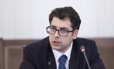 Няма да се намалява ДДС за туристическия бранш, според Пеканов