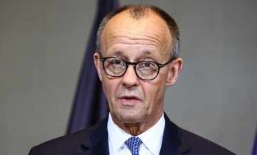 Нова опасност за Мерц: бизнесът предупреждава, че Германия е в състояние на свободно падане