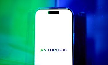 Спирането на модела на Anthropic бележи обрат в САЩ и е предупреждение за Силициевата долина