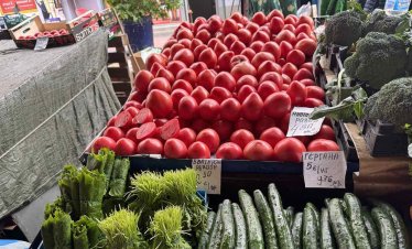 Доматите поевтиняват с близо 23% на борсите у нас тази седмица