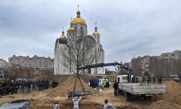 Къща по къща Русия продава жилища в окупираните части на Украйна на руснаци