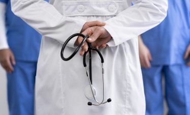 ИПИ: Без лимит на дейностите в болниците разходите ще растат безкрайно