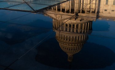 Конгресът блокира възможността САЩ да изтеглят войските си от Европа