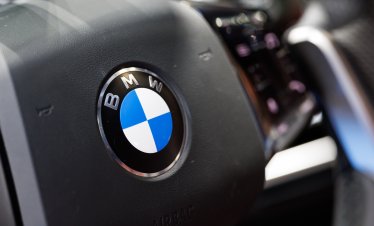 BMW се договори с работниците за съкращаване на 8000 работни места