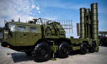 Морската блокада затруднява вноса под санкции в Русия, Турция още търси купувач за С-400
