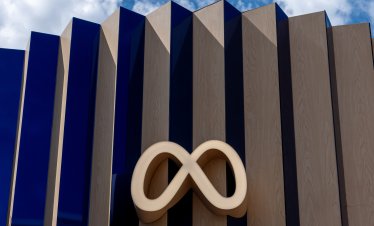 Meta подписва мащабни сделки за доставка на ядрена енергия за центрове на данни