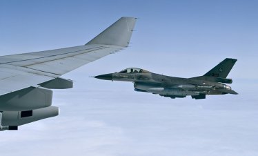 Изтребител на НАТО е свалил дрон над въздушното пространство на Латвия