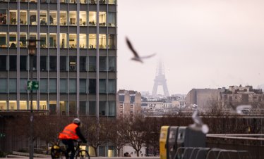 Инфлацията в еврозоната се е забавила до целта на ЕЦБ през декември