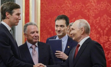 Лъскавите сделки, които размахва Кремъл, преобръщат външната политика на САЩ