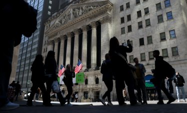 Nasdaq расте втори пореден ден, подкрепен от поскъпването на акциите на Amazon*