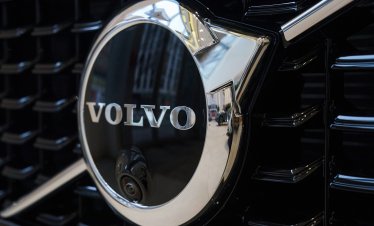 Производителят на камиони Volvo AB отчита подобрено търсене в Северна Америка и Европа