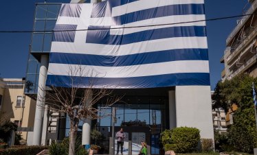 Гърция изплаща предсрочно близо 5,3 млрд. евро от спасителните заеми