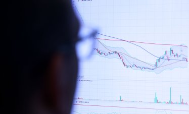 Японският индекс Nikkei 225 за първи път достигна 65 хил. пункта в понеделник