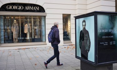 Armani може да продаде дял от 15% на повече от един инвеститор