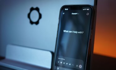 САЩ, Китай и ЕС чертаят различни правила за AI