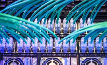 Финландия предупреждава Европа: Изгубихме Nokia, не трябва да губим и битката за AI