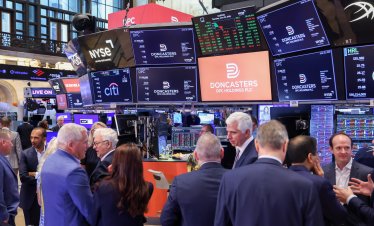 Поевтиняването на AI акциите отново тласка американските индекси надолу*
