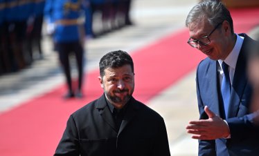 Зеленски от Белград: Украйна няма време за скептицизъм