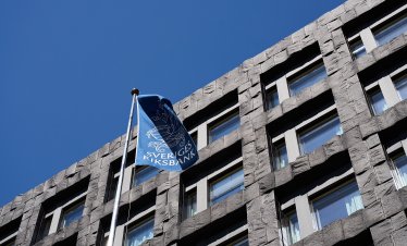 Шведската централна банка запази лихвите без промяна, но очаква скорошни повишения