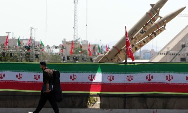 САЩ нанесоха нови удари на Иран, войната въвлича още страни