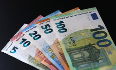 България е първа в ЕС по среден ръст на почасовите разходи за труд