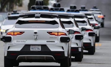 Роботакситата не навлизат на местата, където са най-необходими 