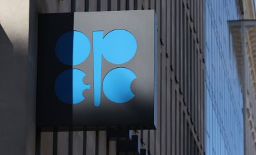 ОПЕК+ планира да преустанови увеличаването на квотите след септември