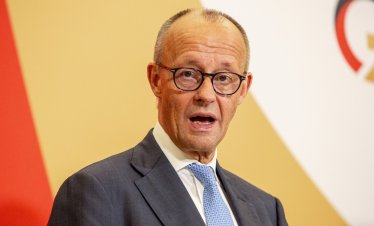 Mерц предлага по-тесни връзки между Европа и Азия като защита от Китай