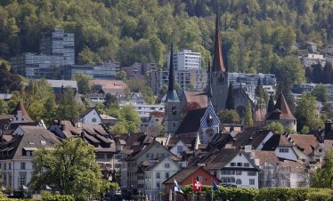 Швейцария вероятно ще отмени имотния данък и ще въведе нов за ваканционни жилища и хижи