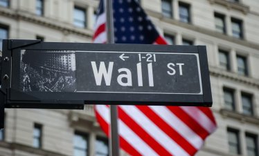 S&P 500 отбеляза първото си затваряне над 7800 пункта