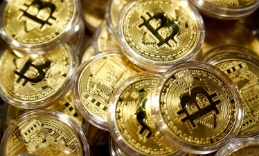 На биткойна може да му предстои ново поевтиняване през идните дни
