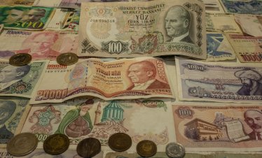 Силен спад на износа засегна икономическия ръст на Турция