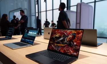Apple ще представи MacBook със сензорен екран и нов iPad Mini в края на октомври