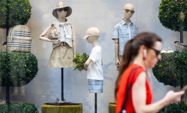 Парниковите емисии от модната индустрия са нараснали с почти 14% за две години