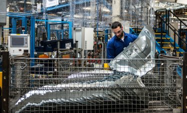 Geely се споразумя да използва част от фабриката на Ford в Испания