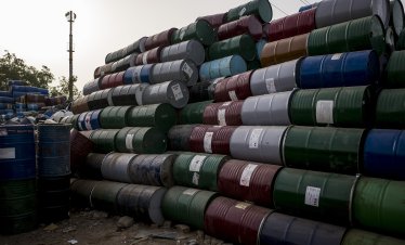 Петролът поскъпва с фокус върху покупките от Индия и атаките на Украйна срещу Русия*