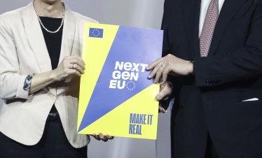 Какво постигна амбициозната програма на ЕС за 800 млрд. евро за възстановяване след COVID?