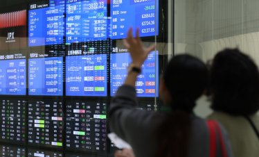 Японският индекс Nikkei 225 навлезе в корекция