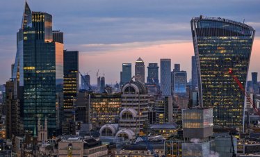 Международните активи на сенчестите банки за първи път надвишават 250 трлн. долара