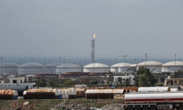 Добивът на ОПЕК рязко спада, войната в Иран ограничава доставките на Саудитска Арабия