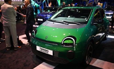 Електромобилите подкрепят приходите на Renault въпреки по-ниските общи обеми