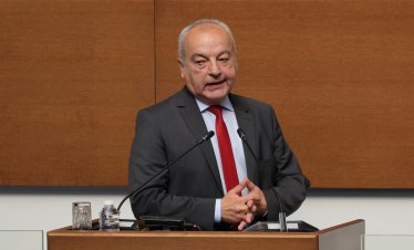 Г. Донев: Стремежът е максимално нисък бюджетен дефицит за 2026 г. около 3%