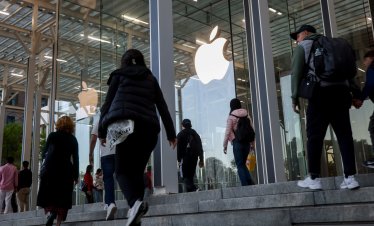 Apple предизвиква Amazon на пазара за умни домове с новото си устройство HomeView